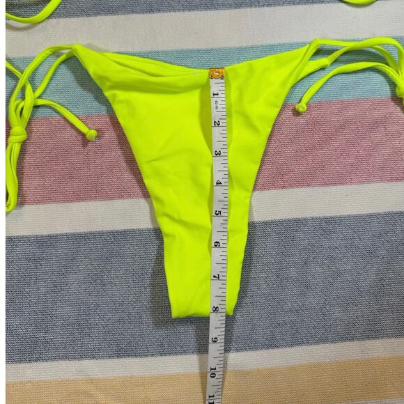 NWOT Neon Yellow Tie Bikini Set – Size Medium - Picture 7 of 8